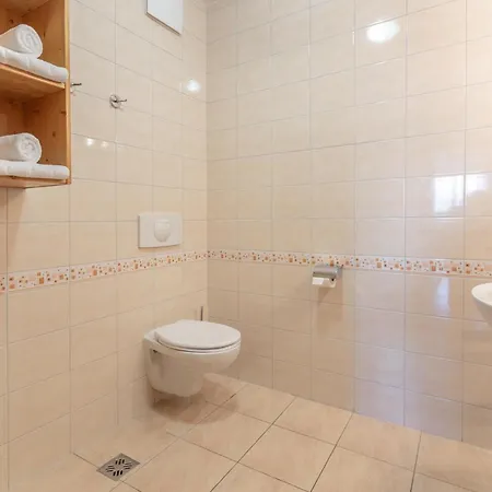1 Bedroom Gorgeous In Pohorje 公寓 *