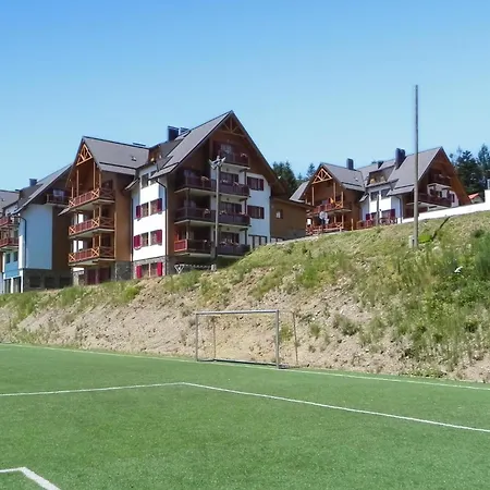 Amazing Apartment In Pohorje With Wifi *