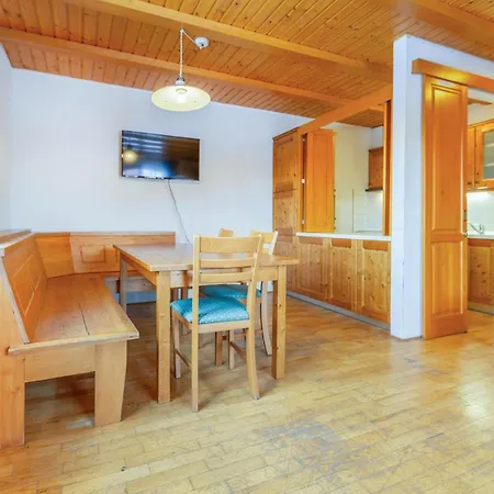 1 Bedroom Gorgeous In Pohorje 호코포호르예