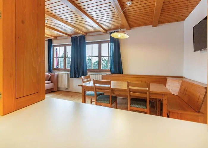 1 Bedroom Gorgeous In Pohorje Hočko Pohorje