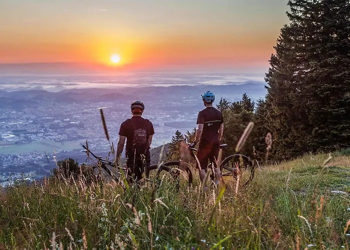 1 Bedroom Gorgeous In Pohorje شقة